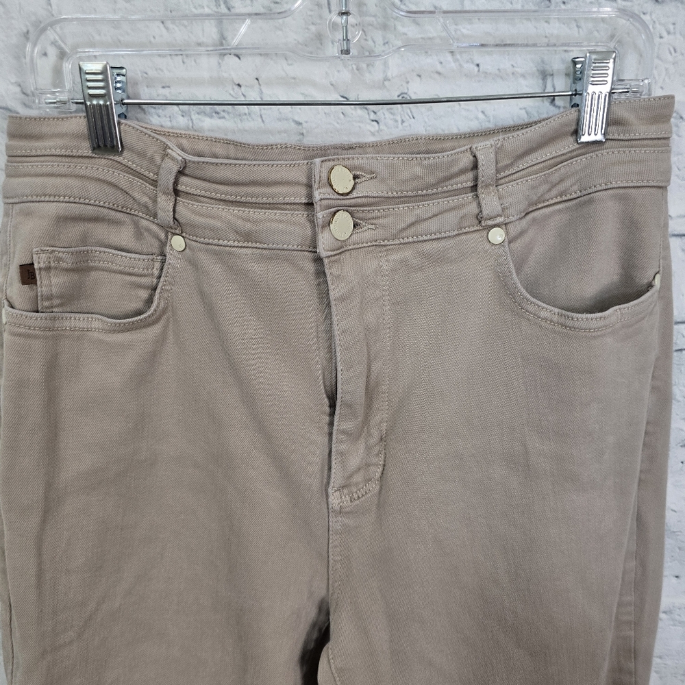 Judy Blue denim jeans Sz 14W tan garment dyed flare pants stretch A42 - Picture 2 of 3